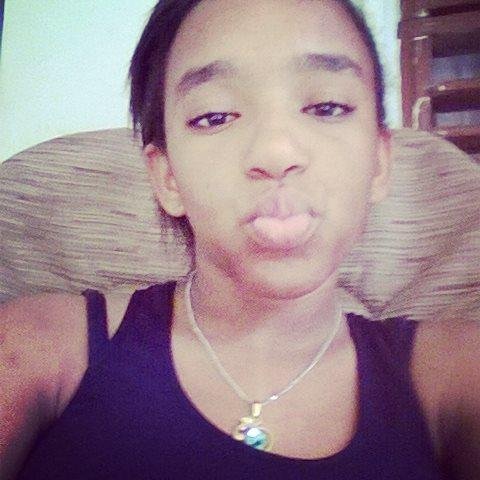 facebok: Ananyeli Yesebel Fermin Intagram:chiquita_callejera