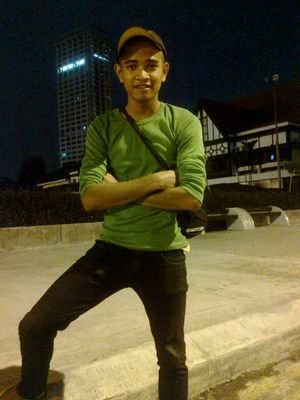 nk kn cinta yg kekal,jgn men2kn cinta yg telah diberi kpda kita..org mmberi kita merasa,bkn kita mkianatinya..