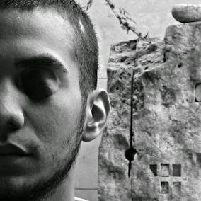 tdlperiferia's profile picture. Plataforma para la investigación, promoción y difusión de las artes visuales venezolanas, con especial énfasis en los trabajos de artistas emergentes.