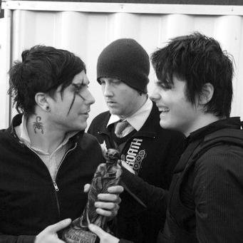 #MyChemicalRomance #Frerard #GreenDay #30stm #postcrossing #Слэш #SpongeBob #BVB #BMTH #фандомныйшлюх #blink182 #сериальныйзадрот #AmericanHorrorStory #skins