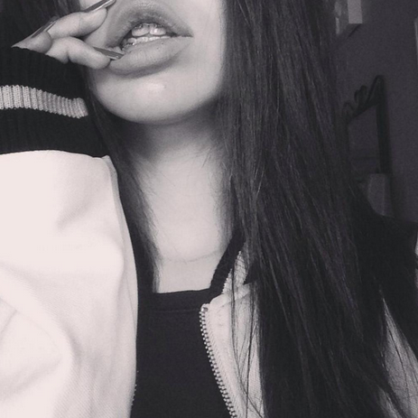 lightsie_'s profile picture. Positive Vibes ☮