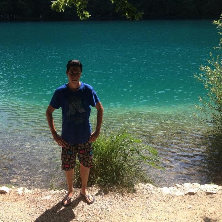 Traveler, photographer, writer. 26 yo, 41 countries.