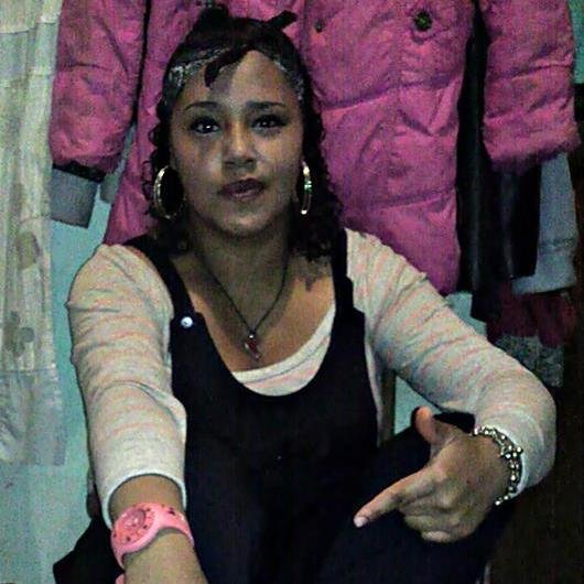 ~Gîînëth Tätííänà╭∩╮（︶︿︶）╭∩╮Bueno Bienveniido Ami Twiitter De M .... .ll. 
Donde Miis Enemiigos Son Los Ke Maz Visiitan Mi Perfil 
Donde Mis Ex Amiigas Me Blo