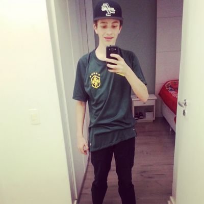 whats 99483395 snap vini_moreno26 face Vinicius Rodrigues moreno