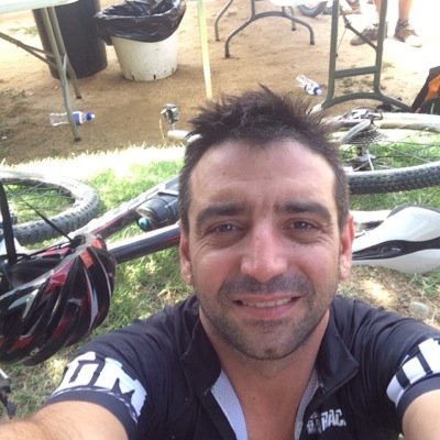 QuimetU's profile picture. 