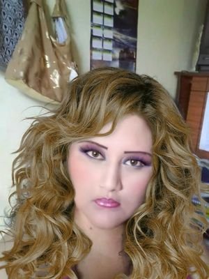 Rara, loca y con muchos defectos pero también sé amar con sinceridad.