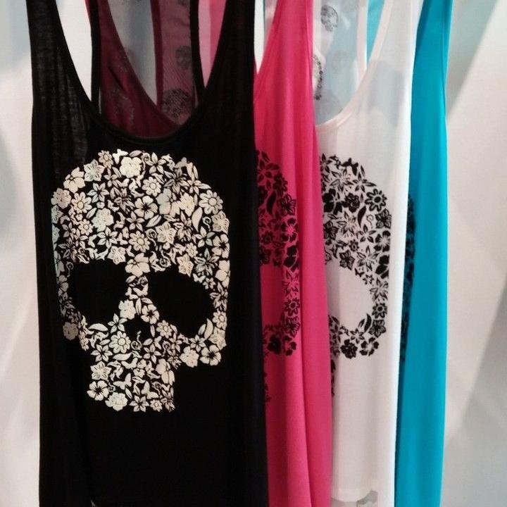 Fashion and trends // giveaways//

like/Follow /share/ get free gifts