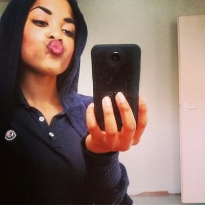 Mixkindje | AntiliaansIndiaans | IG : _weirdasfxck ♥