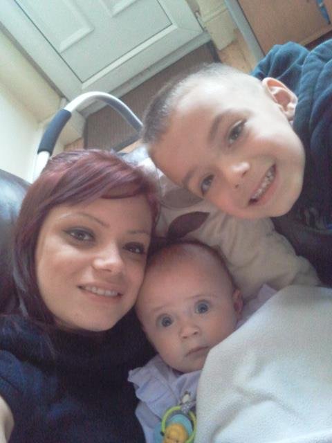 I am a mother of 2 my children I like to meet new people and I really like positive people in my life