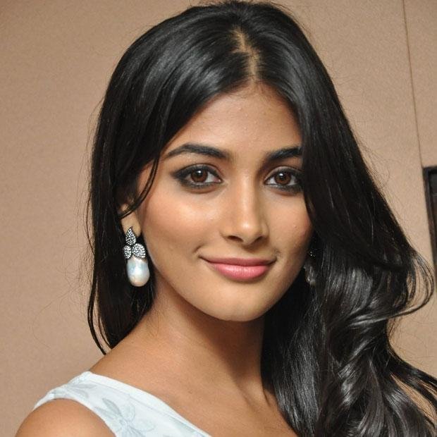 FilmyClips is all about high quality celebrity pictures,HD trailers,teasers,video songs,star interviews,audio songs,HD wallpapers,latest movie news and gossips.