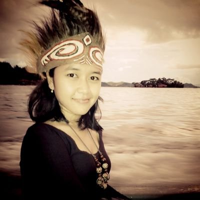 I don't care if U are black, white, straight, gay, lesbian, short, tall, fat, skinny, rich or poor. If U're nice to me, I'll be nice to U. Simple as that. :) ||