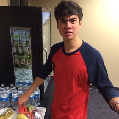 ReadBio66000's profile picture. Please go follow @SydandBre because they just gave you this free follow.