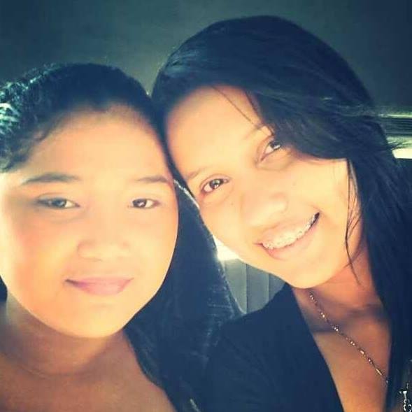 Recepcionista Cajera 
Estudiante de Admon De Neg VI