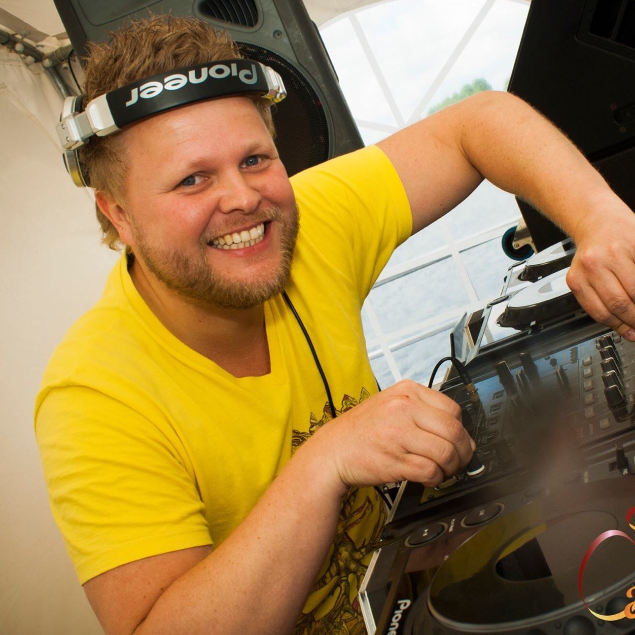 mr_RixX's profile picture. 