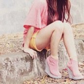 極度の人見知りgirl＊作り笑いに疲れたの。 人見知りがコンプレックスで、自分が嫌い 。一人じゃ何もできないし、何もしたくない。 人はいつから自分を隠すようになったの？
http://t.co/s0tmPkyMya