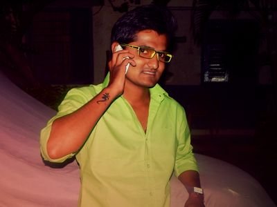 9762976219:
If someone in your life makes you
forget your past that someone is
surely your future.
:)