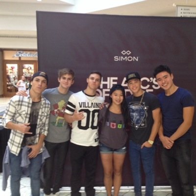 I love IM5!!! Mah life!!!4/5 Dana-10/31/13@10:42pm,Gabe-1/03-14@11:49,Will-4/10/14@7:31,Macy-10/31/13@10:42pm,Cole-7/01/14@1:08am ~Izzy,MI(5/12)~