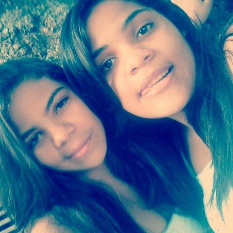 O bom seria , Mas amizades e menas falsidade :)     #Fato 3 Te amo DEUS ! 
Eu sou assim Resumo Verdadeira Ou Melhor Diretá . !!!