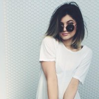 c a i t l y n  (@simplybrcken) 's Twitter Profile