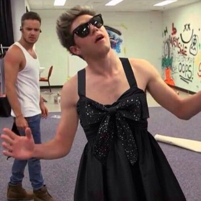 I gave you a free follow :) follow me on @fedorafairy and remember your fav loves you more than pizza.