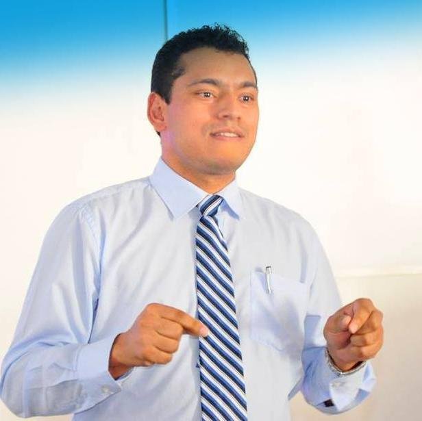 Missão: Qualificar e orientar pessoas, despertando o potencial infinito do der humano, viabilizando o desenvolvimento empresarial com excelência e inovação.