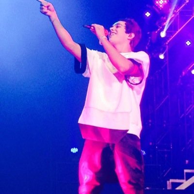My depression and saddness ended on 7/25 when I saw Austin ♥️ I want to be san antonios next U girl!