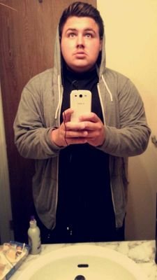 fuck_boi100's profile picture. KICKBACK THERE KILLER