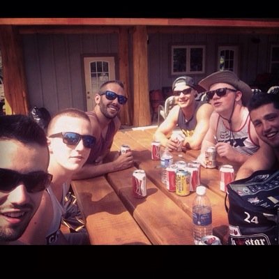 ashjoyce7's profile picture. 