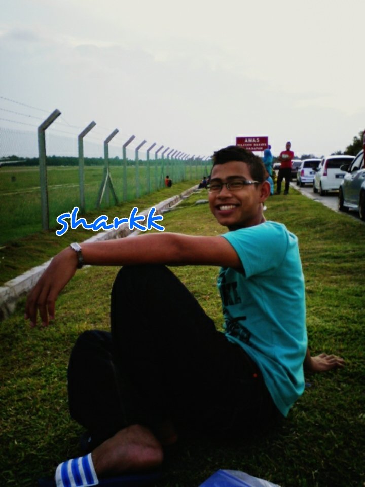 Faiz , 18y/o