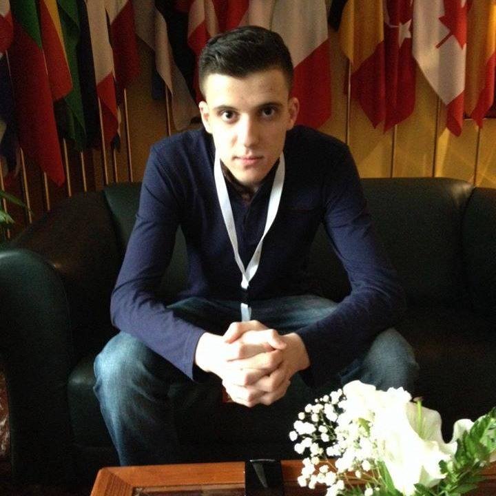 frenci8's profile picture. 