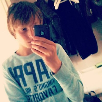 @Vuilnisman | adcocaat | rapper | dictator ; o nee wacht dat ben ik allemaal niet