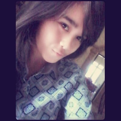Cewe Sederhana Dan Apa Adanya ;)