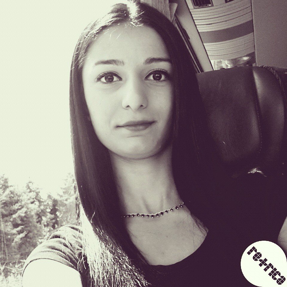 şarkı söylemeyi cok seviyorum