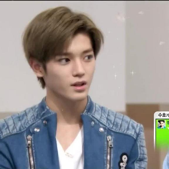 mahilig akng mangulo sa acc nyo....bcus im pakialamera ...../i exist bcus im dyosa♛\do kyungsoo  taeyong/