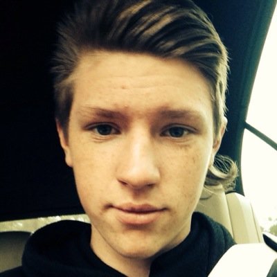 CamCondor's profile picture. A motorbike fan and care for the welfare of animals especially dogs.