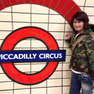 宮前平に踏ん張って住んでる音楽大好きな会社員。最近はインテリアにもちょっと凝りたいし貯金もしなくては思っているところなんだけど服とか目先のものにばかり手を伸ばす…