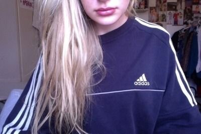i like girls and the colour black