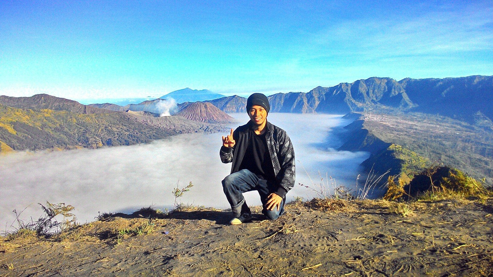 alrendra_sby's profile picture. Bukan Ustadz | Owner @MumtazAdventure + agen Bioterra probiotik | @BeritaMasjid | Pelajar, Belajar & Ajarkan | #SRUDUKFOLLOW | WApps 081703800037//BBM 749685