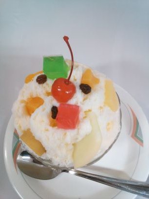 デパートのイベントに来てた本物はうまかった。コンビニで売ってるカップのやつとかもうまいけど別物。
もちろん白くまのことです。