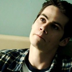 Hi, i'm a free follow of @FanzyChiara ‼️ don't follow me but follow @FanzyChiara , she has a wonderful account for TVD,PLL,TO and TW❤️ go go go‼️