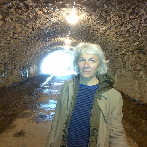 jasnaparo's profile picture. Journalist