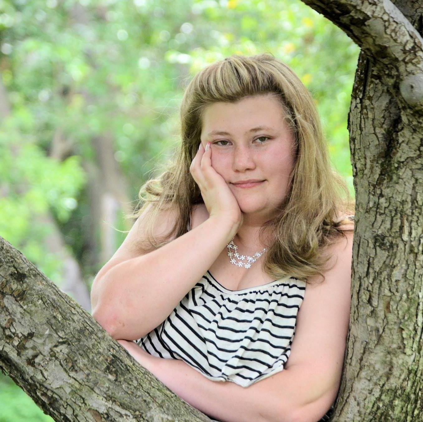 BroskeyEmily's profile picture. 