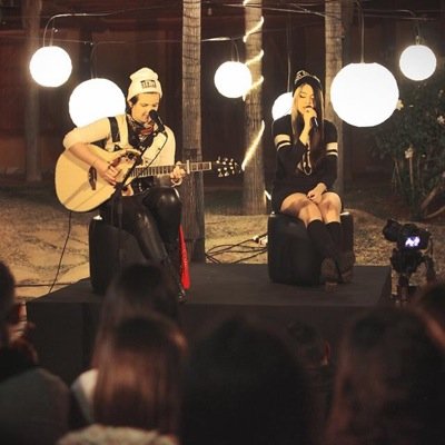 singers and songwriters @gbrumarques ; @dudaaaa1