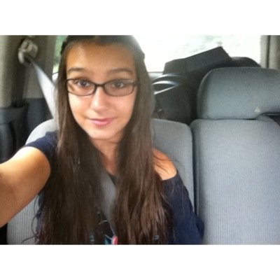 Instagram: @_desil123_