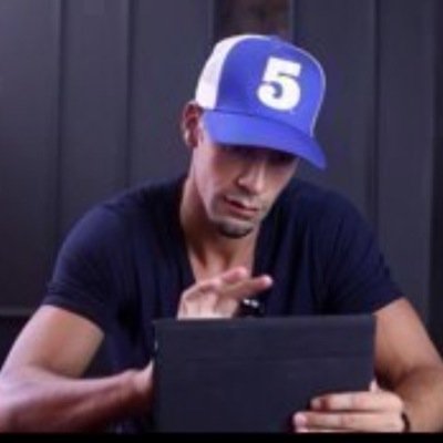 Official Twitter account of Rio Ferginand http://www.rioferginand.comThe b*stard child of 'Her Name is Rio' and the despicable red-nosed alcoholic