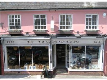 Grocer, Delicatessen, Coffee Roaster and Tea Blender based in Colchester Essex. http://t.co/ggcNu52EE8.