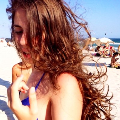 AmendoBobo_yeay's profile picture. Do you believe in love? Insta:rafaelaabreu24