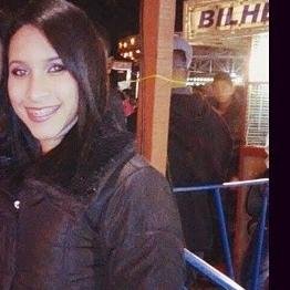 18 anos, Brasileira e Princesa do Senhor ! :)