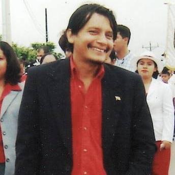 Ingeniero, Agronómo, Maestríaen Administración, Profesor de Agropecuaria Maestro de Primaria
