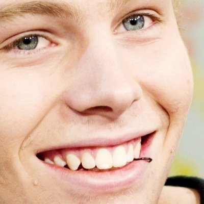 Follow @blurryirwin and ask for a DM to luke if you like :)